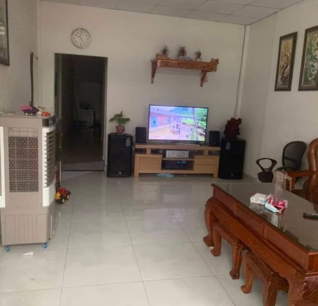 NGAY BỆNH VIỆN ĐK THỦ ĐỨC, LINH TRUNG, THỦ ĐỨC_ HXT 6M_ 110 M2 _ BÁN ĐẤT TẶNG 2 CĂN NHÀ _CHỈ 5 TỶ 7