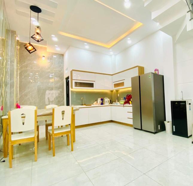 Hẻm xe hơi 257 Phạm Đăng Giảng, BT, 4 tầng mới, ở ngay, Giá 5.5 tỷ TL