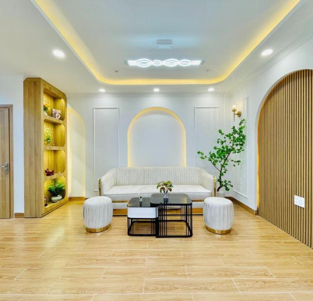 Bán Nhà Villa Mini Nguyễn Văn Đậu Hẻm Xe Hơi ~ Nhà đầy đủ Nội Thất Vào Ở Ngay  