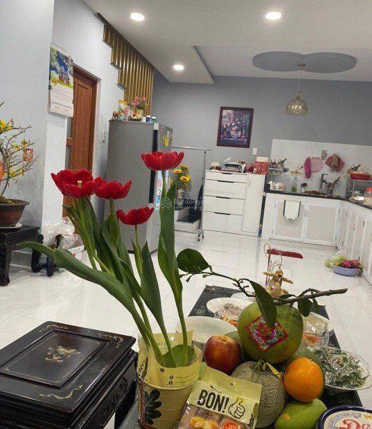 Bán nhà 4Tầng, có  thu nhập đường Lê Văn Chí, TP Thủ Đức, giá 7,8 Tỷ