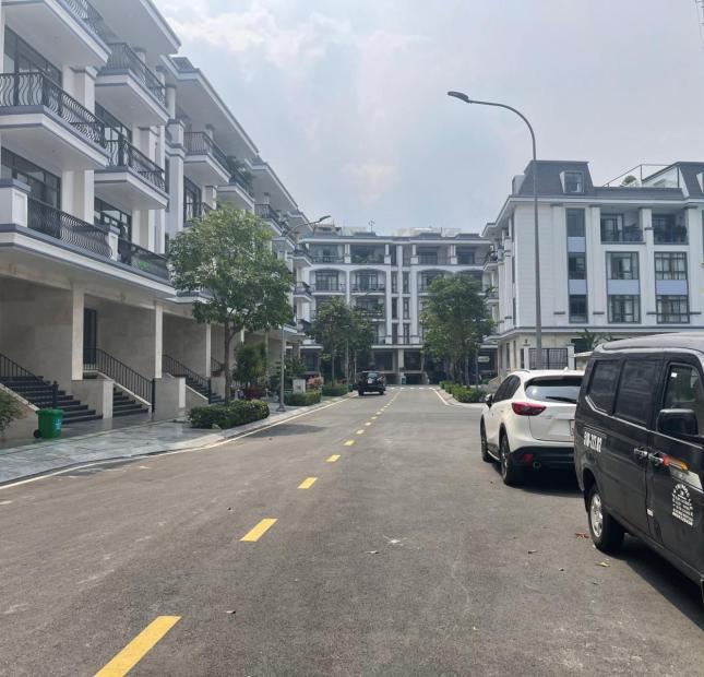 Bán nhà biệt thự, liền kề tại Dự án Khu đô thị Vạn Phúc City, Thủ Đức, Hồ Chí Minh diện tích 189m2 giá 25.5 Tỷ