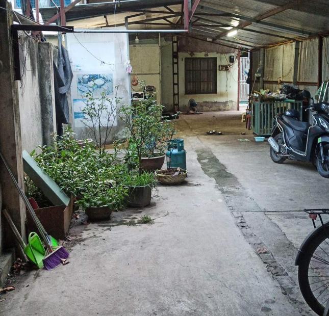 Bán đất ô tô đỗ cửa Thanh Trì, Hà Nội, 137.3m2, MT 4.85m2. Giá nhỉnh 5 tỷ ( có thương lượng )