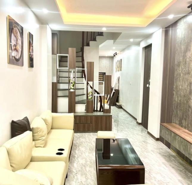 Bán nhà Lạc Trung 45m2,mới,đẹp,ở luôn,giá 4,0 tỷ 0969568293