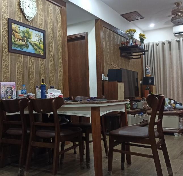 Bán căn hộ South Building kdt Pháp Vân 72m 2 ngủ 2 vs 2 lô gia 2.6 tỷ nhà đẹp