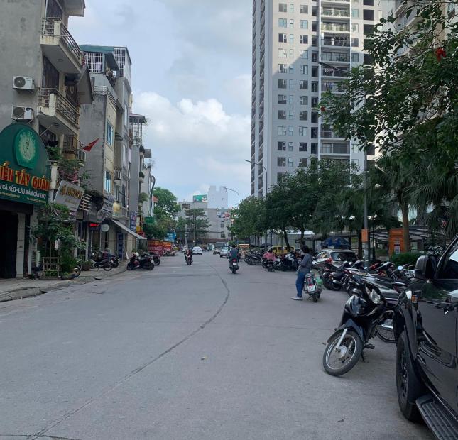 bán mảnh đất Nguyễn Văn Cừ-Nguyễn Sơn  374m, mặt tiền 13m, mặt đường 13m, ôtô dừng đỗ ngày đêm  