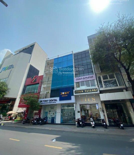 Cần bán nhà mặt tiền Quận Phú Nhuận, đường Phan Đình Phùng, P. 2, DT 4.5x18m, 3 lầu, chỉ 22 tỷ