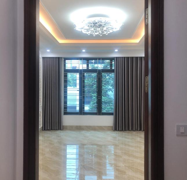 Bán nhà Kiến Hưng, Hà Đông dân xây ô chờ thang máy 50m2 6T giá nhỉnh 7 tỷ