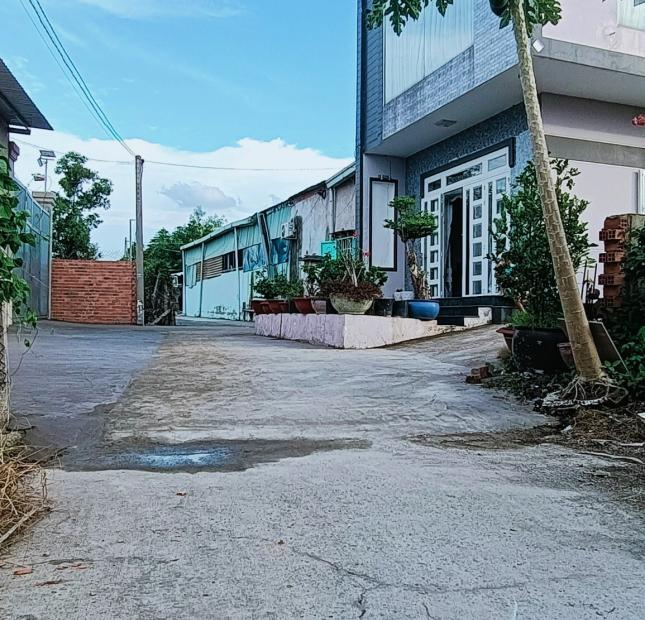 Nhà 1 trệt 1 lầu tại phường bình nhâm Tp Thuận An BD giá 8,5 tỷ 