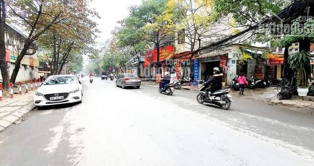 Hiếm có, nhà mặt phố Chiến Thắng, kinh doanh sầm uất giá nhỉnh 5 tỷ