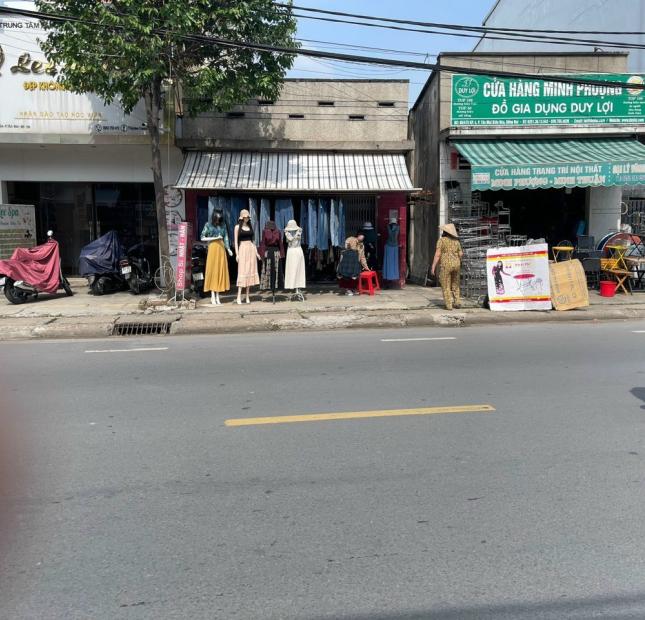 Hot!!Bán căn nhà gần 300m MT Phạm Văn Thuận giá cũ 25 tỷ giảm còn 15 tỷ