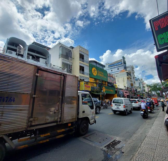 Bán nhà đường Trường Chinh, CHDV Khách san Kinh Doanh 30 phòng thu nhập 150 triêu, 8 lầu. 