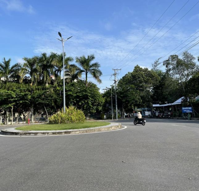 1300m2, SHR, kênh trung ương, đường 6m, VLA giá 5.2 tỷ tl