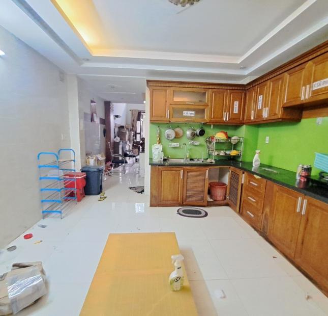 BÁN NHÀ SIÊU PHẨM TÂN PHÚ HXH 1 SẸC 5 TẦNG BTCT NGANG 4,3 NỞ HẬU 4,9 50M2  CHỈ NHỈNH 5 TỶ 