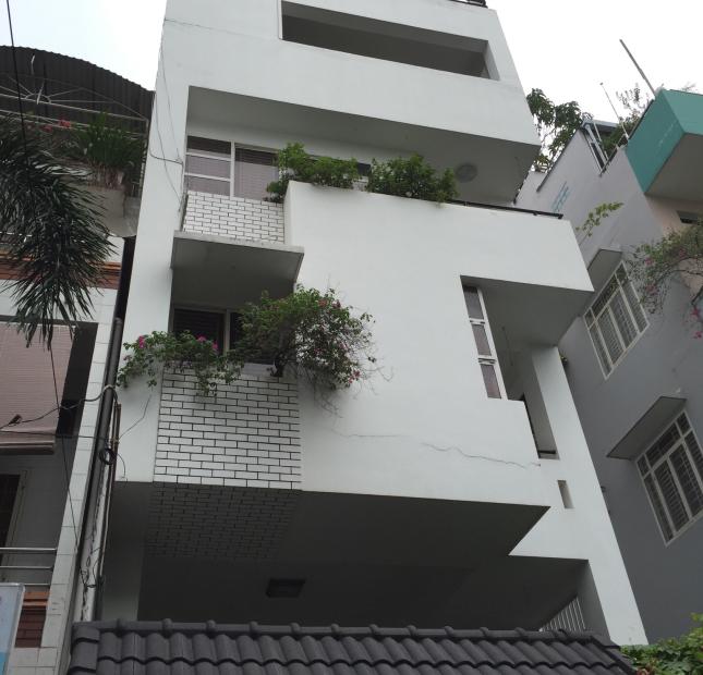 Bán nhà góc 3 MT hẻm Sư Vạn Hạnh, Q10. 7.5x18m, 4 tầng. 24 tỷ TL