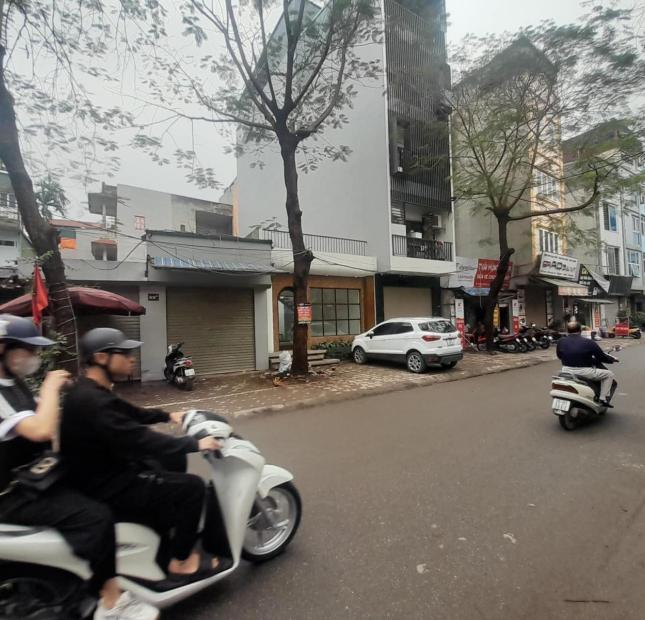 BÁN ĐẤT ĐỘI CẤN, VỈA HÈ, Ô TÔ TRÁNH, KINH DOANH, 85M2 MT6.5M, GIÁ 14.8 TỶ