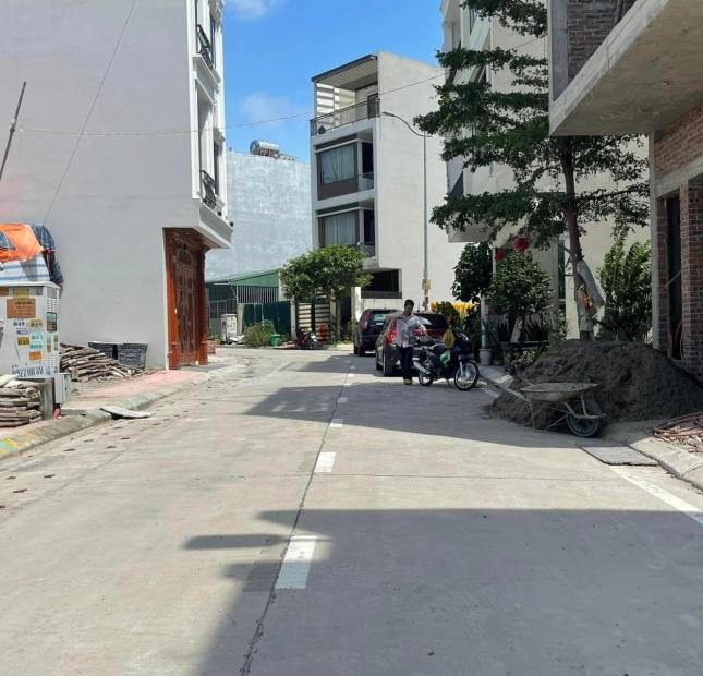 BÁN LK16-3 DỰ ÁN ĐỒI NGÂN HÀNG,P.HỒNG HẢI. DT:70M2,MT:5M.H:ĐB !!!
