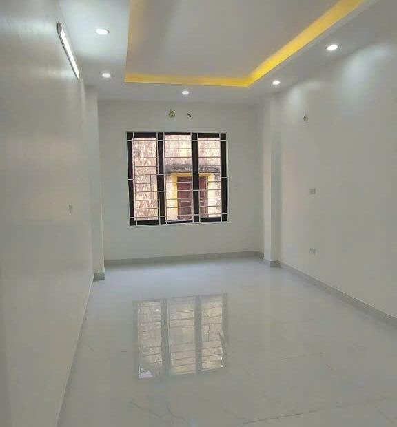 Bán nhà 32m2x5T, Xa La-Hà Đông. Ôtô đỗ cửa, Gần chợ và KĐT Xa La.gần bãi xe, Lh 0984672007