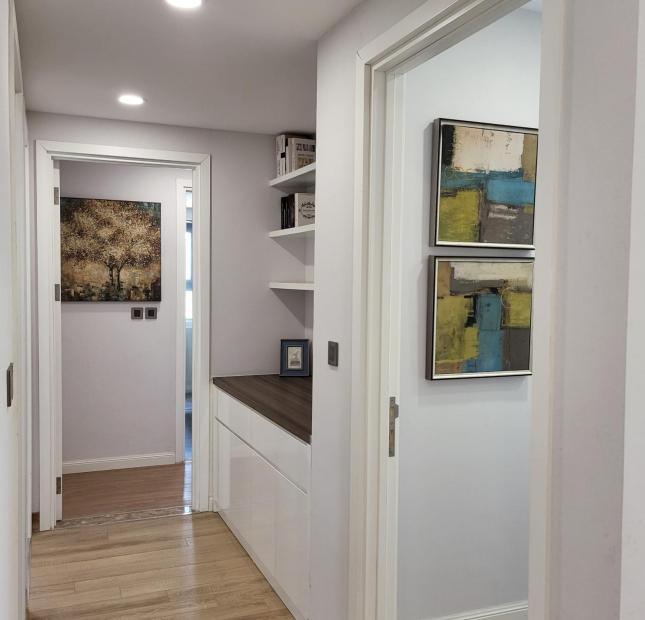 Bán căn 2PN 80m2 toà Hà Nội Paragon Cầu Giấy, giá 3.8 tỷ nhận nhà luôn, HTLS 0% 12 tháng
