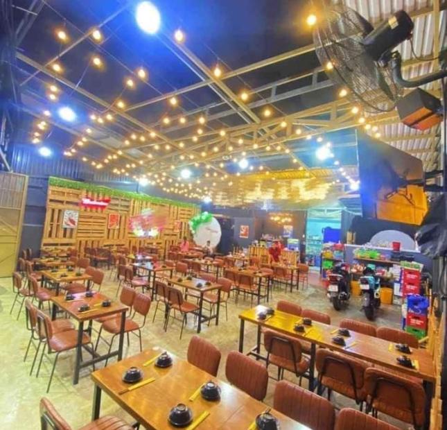 Quán Nhậu cần sang nhượng đường Kênh Tân Hóa quận Tân Phú- Diện tích rộng 187m² 11x17m- Giá thuê