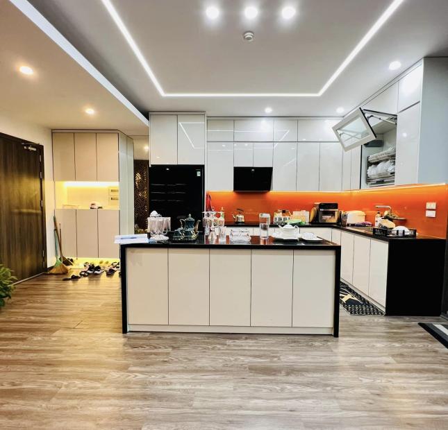 MÊ LY ! Bán chung cư Sakura Tower 47 Vũ Trọng Phụng  130m 3PN Tặng đồ ca sĩ 4.x ty Căn GÓC 