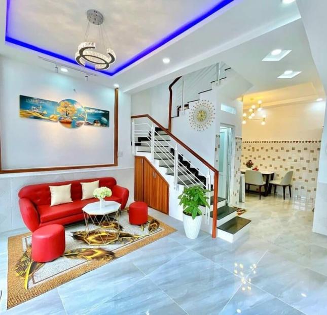 Bán nhà đẹp 2 tầng hẻm xe hơi, lô góc 2 mặt tiền đường Số 1 dt 5m x 8m giá chỉ 3,99 tỷ