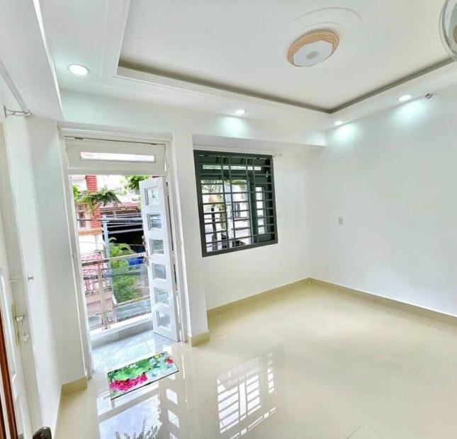 Bán nhà đẹp 2 tầng hẻm xe hơi, lô góc 2 mặt tiền đường Số 1 dt 5m x 8m giá chỉ 3,99 tỷ