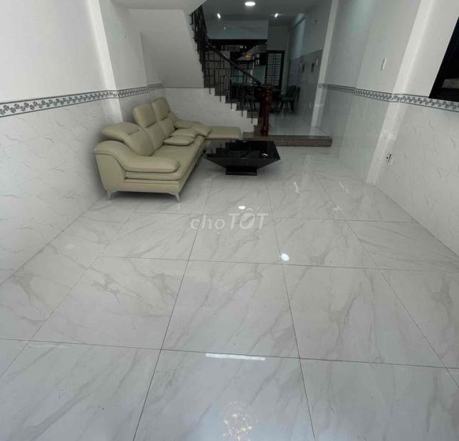 Chính chủ cho thuê nhà 305m2 đường 285 CMT8 - khu Hà Đô Centrosa