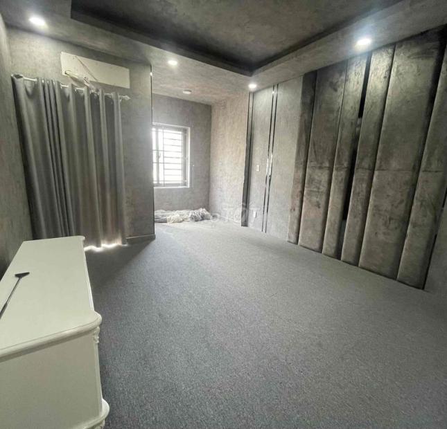 Chính chủ cho thuê nhà 305m2 đường 285 CMT8 - khu Hà Đô Centrosa