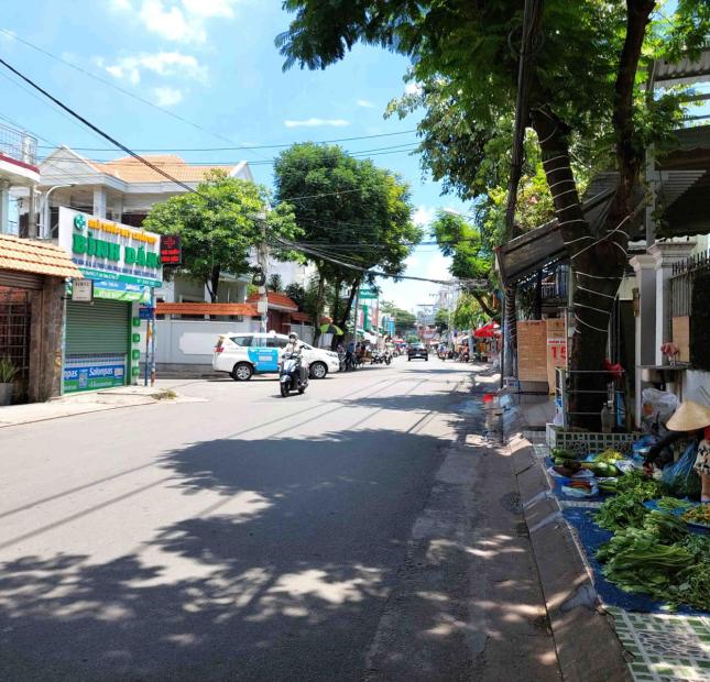 Bán Nhà Linh Xuân Thủ Đức, 65m2, 2T, SHR, Không Quy Hoạch Chỉ 2.xx Tỷ