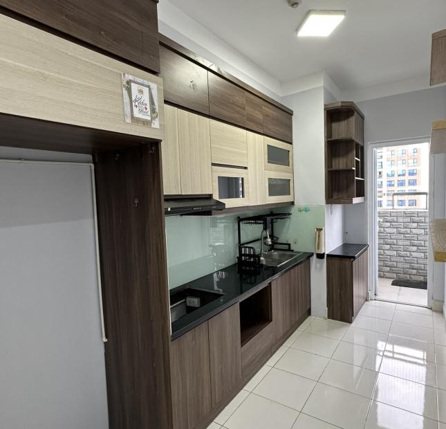 Chính chủ cần bán căn hộ 3pn tòa chung cư cán bộ học viện quốc phòng Hoàng Quốc Việt