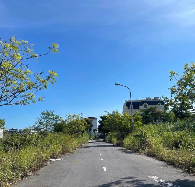 BÁN ĐẤT KĐT CAO XANH HÀ KHÁNH B. DT:375M2,MT:15M,TP.HẠ LONG
