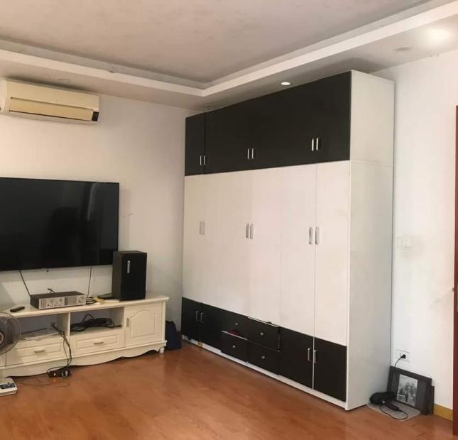 Chủ Chuyển Việc Cần Bán Nhà Bồ Đề, Long Biên 42m2, 4T giá 4,28 tỷ 