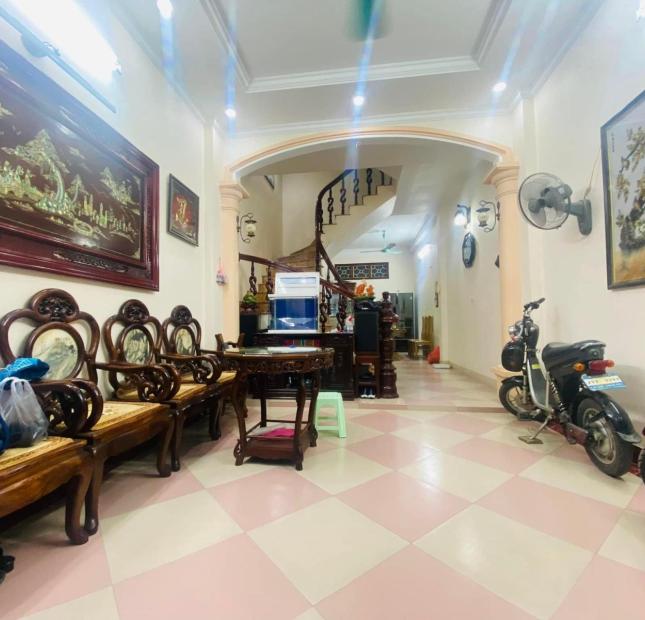 ĐÁO HẠN NGÂN HÀNG, BÁN GẤP KIM NGƯU, NHÀ DÂN XÂY, 2 THOÁNG, 54m x 4T, NHỈNH 4 TỶ 0901754149