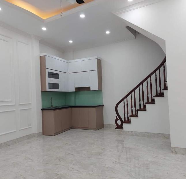  BÁN NHÀ CẦU GIẤY DIÊN TÍCH 30M2 - GIÁ NHỈNH 4 TỈ 9 - NGÕ RỘNG THOÁNG - NHÀ MỚI XÂY