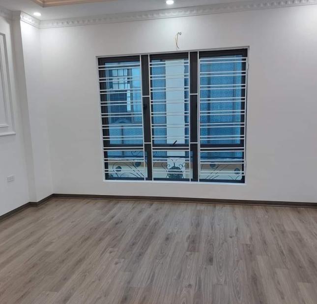  BÁN NHÀ CẦU GIẤY DIÊN TÍCH 30M2 - GIÁ NHỈNH 4 TỈ 9 - NGÕ RỘNG THOÁNG - NHÀ MỚI XÂY