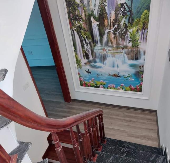  BÁN NHÀ CẦU GIẤY DIÊN TÍCH 30M2 - GIÁ NHỈNH 4 TỈ 9 - NGÕ RỘNG THOÁNG - NHÀ MỚI XÂY