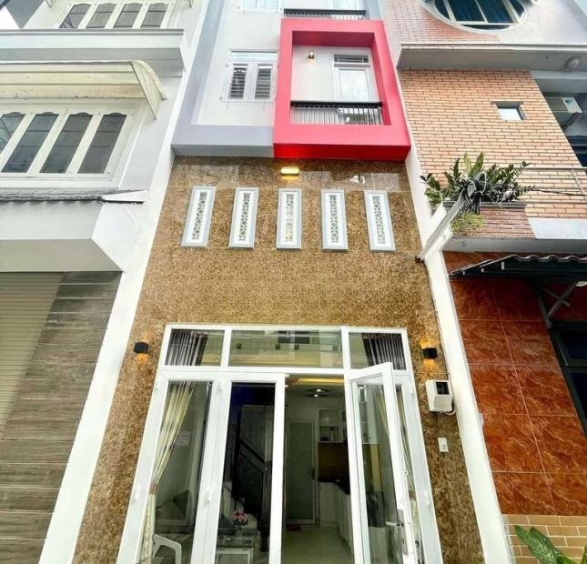 Trung tâm Quận 3, VIP Bàn Cờ, 4T Kinh Doanh, Chỉ 4 tỷ 6