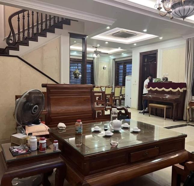 Biệt Thự Vip, Ngõ Núi Trúc, Ba Đình, 80m x 5T, Mt 6m, Giá 22 tỷ. LH 0974014486