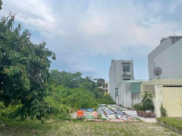 BÁN A10-25 KĐT C5,8 MỞ RỘNG,P.HỒNG HÀ. DT:118.25M2,MT:5M.H: TB !!!