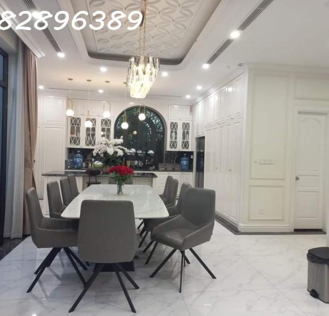 PHÂN LÔ,  Ô TÔ TRÁNH,7T THANG MÁY  PHỐ NGUYỄN VĂN HUYÊN 95M, 25.8 TỶ.