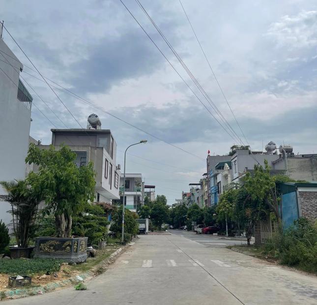 BÁN Ô GÓC 2 MẶT TIỀN HÀ KHÁNH A,P.CAO XANH. DT:84.5M2,MT:5M