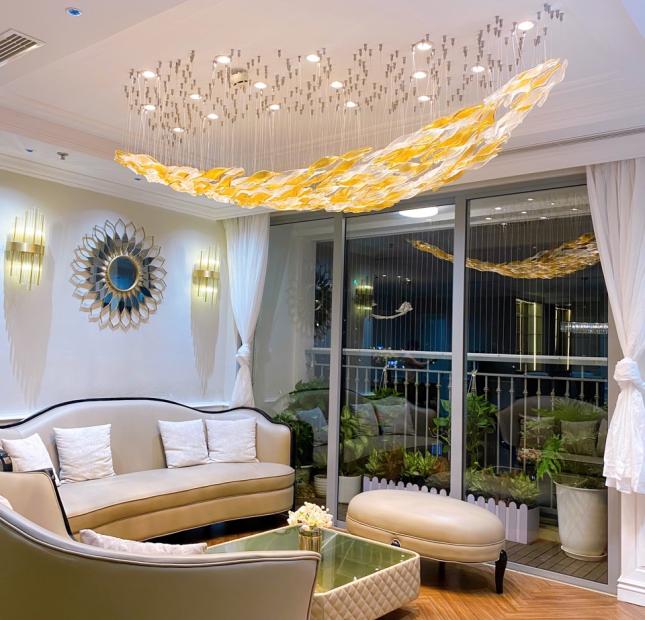 Bán căn 04 phòng ngủ tòa vip Park 10, Times City, DT 160 m2, giá 12 tỷ. Lh 0982 591 304