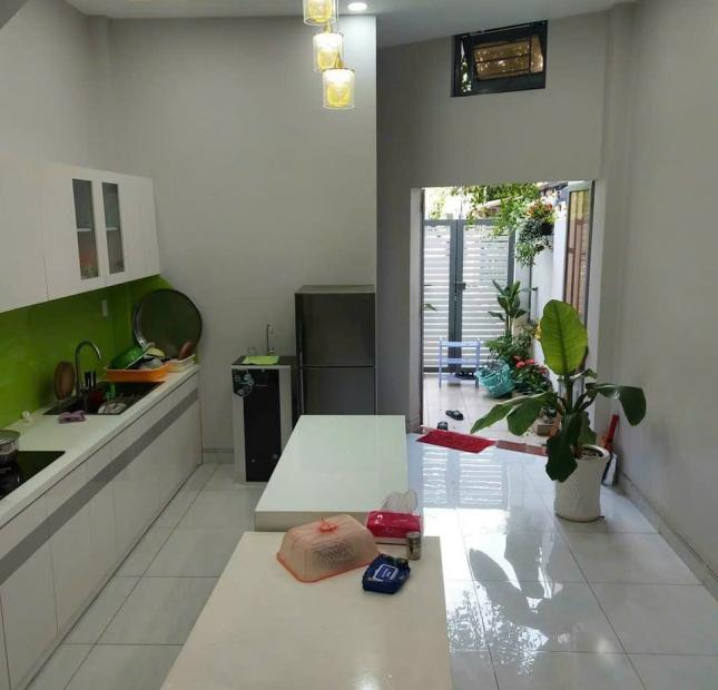 Nhà mặt tiền Thới An 18, q12 dt 80m2 giá 4,9 tỷ