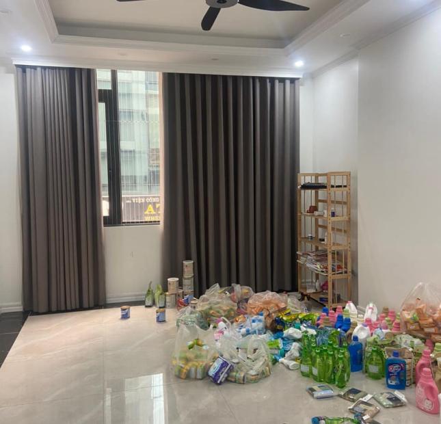 57m 6 Tầng Mặt Tiền 5.6m Mặt Phố Quan Hoa Cầu Giấy. Vị Trí Cực Đẹp. Vỉa Hè Kinh Doanh Đỉnh. Giá