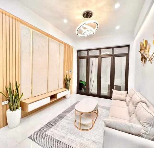 Bán nhà riêng Vũ Trọng Phụng Thanh Xuân 41m 3 tầng mặt tiền thoáng vài bước  ra ô tô chỉ 4.2 tỷ lh