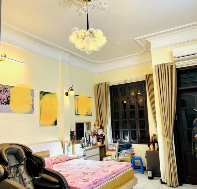 120m 5 Tầng Mặt Tiền 4m Nhỉnh 15 Tỷ. Vị Trí Cực Đẹp. Diện Tích Rộng Phố Hoàng Quốc Việt Gần Nhiều