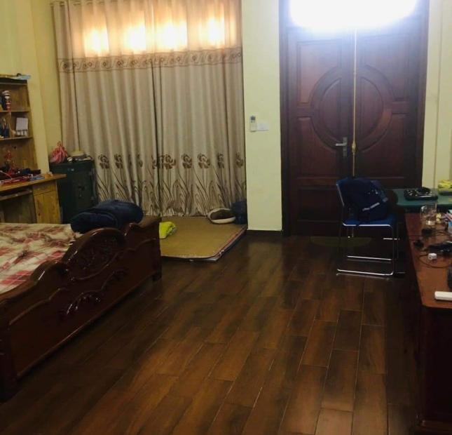 BÁN NHÀ 3 TẦNG TRỤC ĐƯỜNG ĐÔI BÃI MUỐI,P.CAO THẮNG. DT:90M2,MT:5M