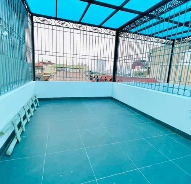 Nhà đẹp Thanh Xuân - Ô TÔ VÀO NHÀ, THANG MÁY, 40m2, nhỉnh 6TỶ
