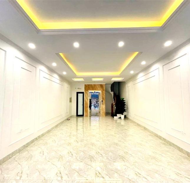 Bán nhà mặt phố Quán Thánh, Lô góc, 52m2, mặt tiền 3,5m, xây 6 tầng thang máy, Giá 25,5 tỷ