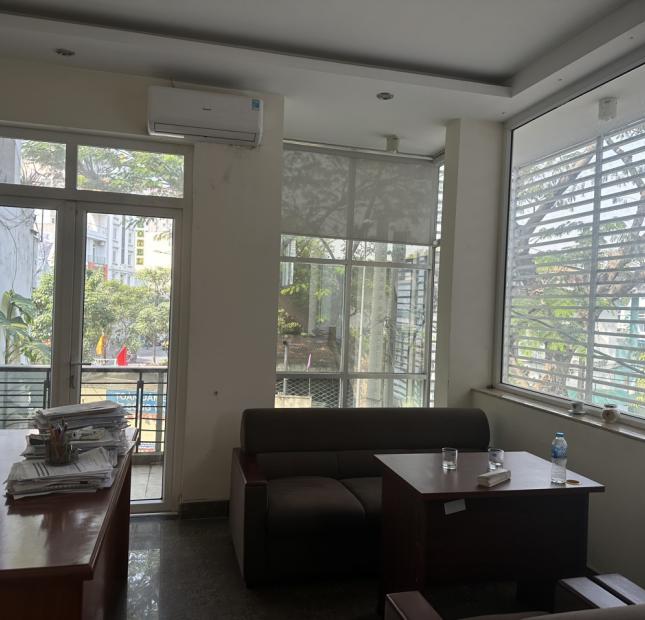 Cho thuê nhà 2 mặt tiền 5 tầng tại Đường Bạch Đằng, Tân Bình,  Hồ Chí Minh diện tích 160m2, 80tr